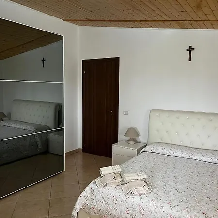 Da Delfo Appartement Agnone Bagni