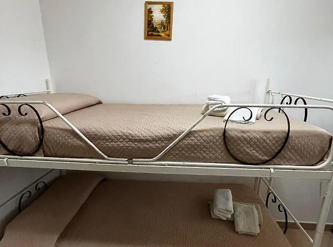 Lägenhet Da Delfo Agnone Bagni