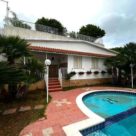 Apartment Da Delfo Agnone Bagni